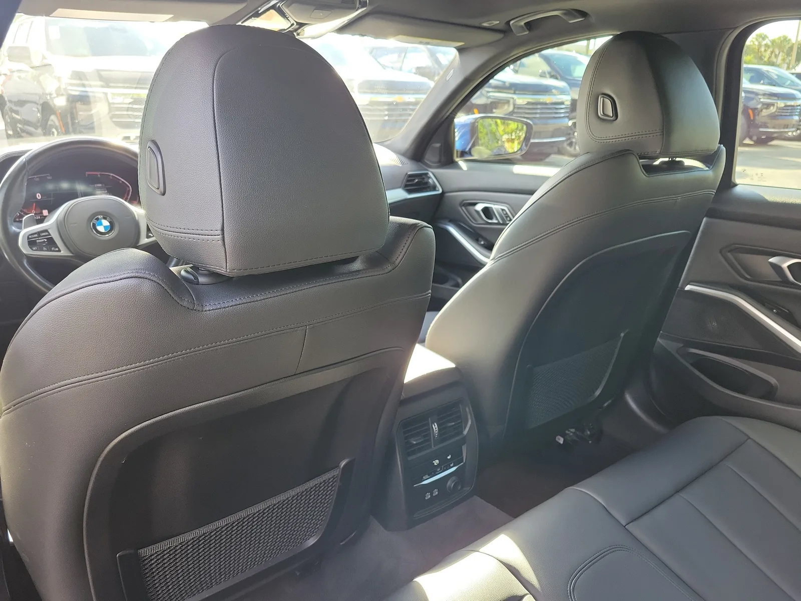 2019 BMW 3 Series 330i xDrive photo 16