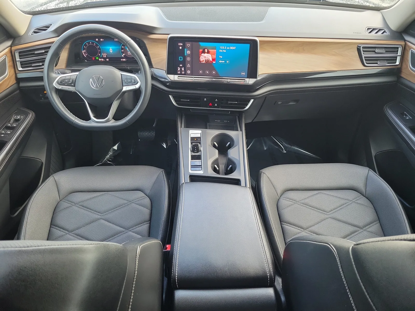 2024 Volkswagen Atlas 2.0T SE photo 17