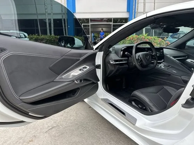 2024 Chevrolet Corvette Stingray 1LT photo 22