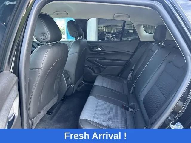 2024 Chevrolet Trax LT photo 27