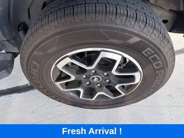 2022 Ford Bronco Base photo 20