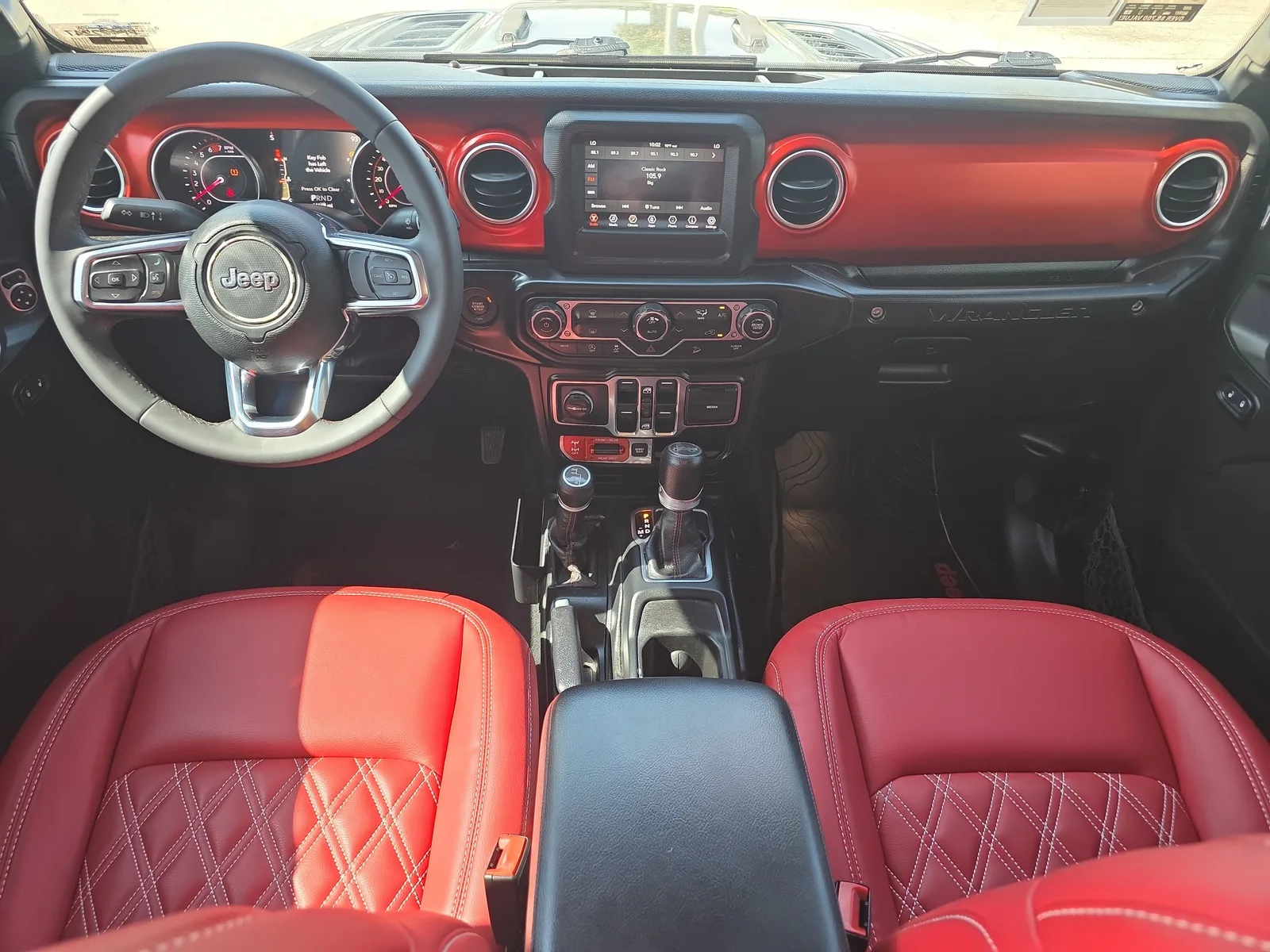 2020 Jeep Wrangler Unlimited Rubicon photo 17