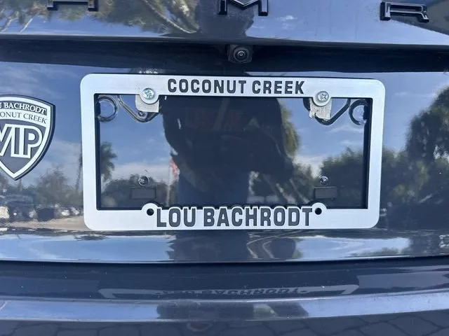 2025 Toyota Camry LE photo 13