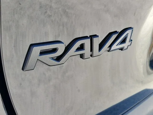 2024 Toyota RAV4 Adventure photo 11
