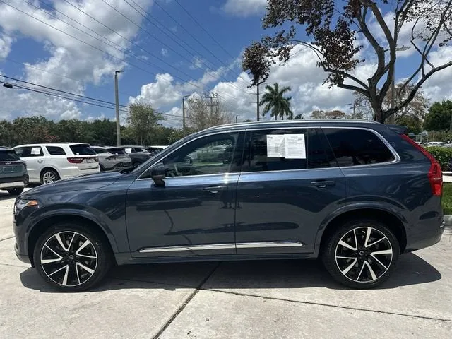 2023 Volvo XC90 Plus photo 15