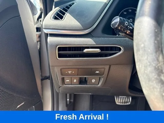 2023 Hyundai Sonata Limited photo 9
