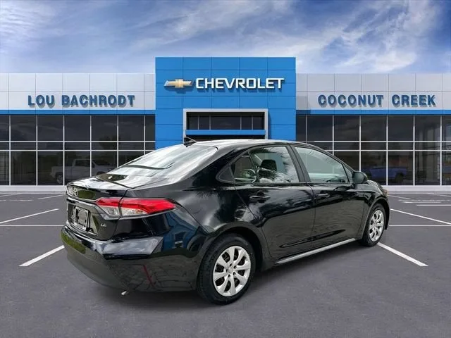 2024 Toyota Corolla LE photo 8