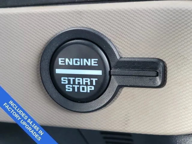 2022 Ford Bronco Base photo 33