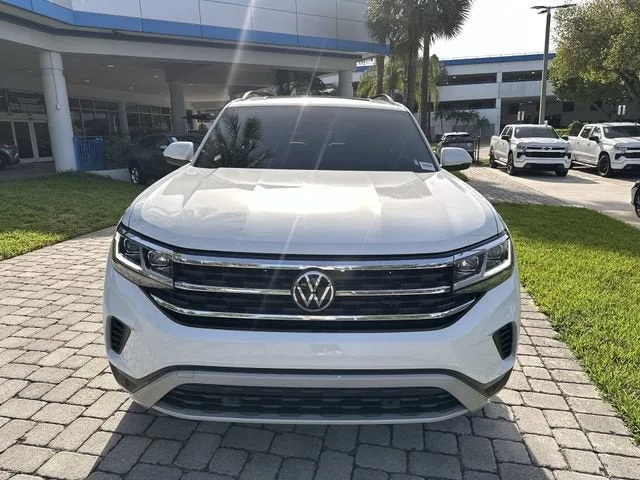 2022 Volkswagen Atlas 2.0T SE w/Technology photo 18