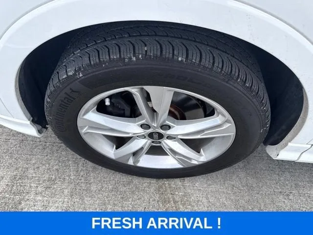 2022 Audi Q3 S line Premium photo 22