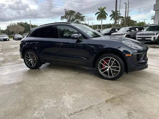 2023 Porsche Macan S photo 15