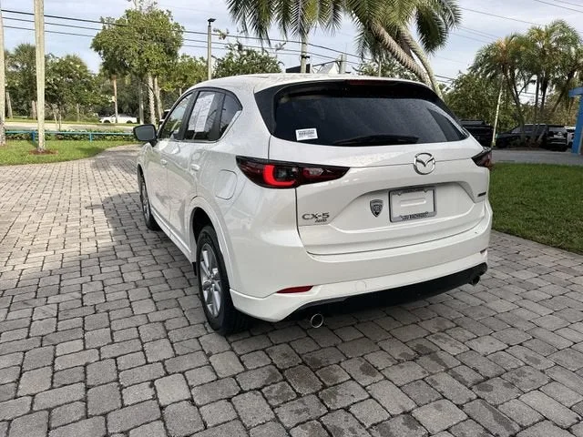 2024 Mazda CX-5 2.5 S Preferred Package photo 33