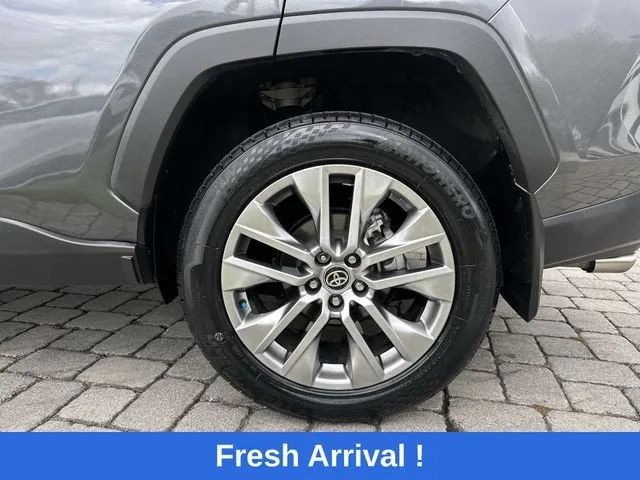 2024 Toyota RAV4 XLE Premium photo 11