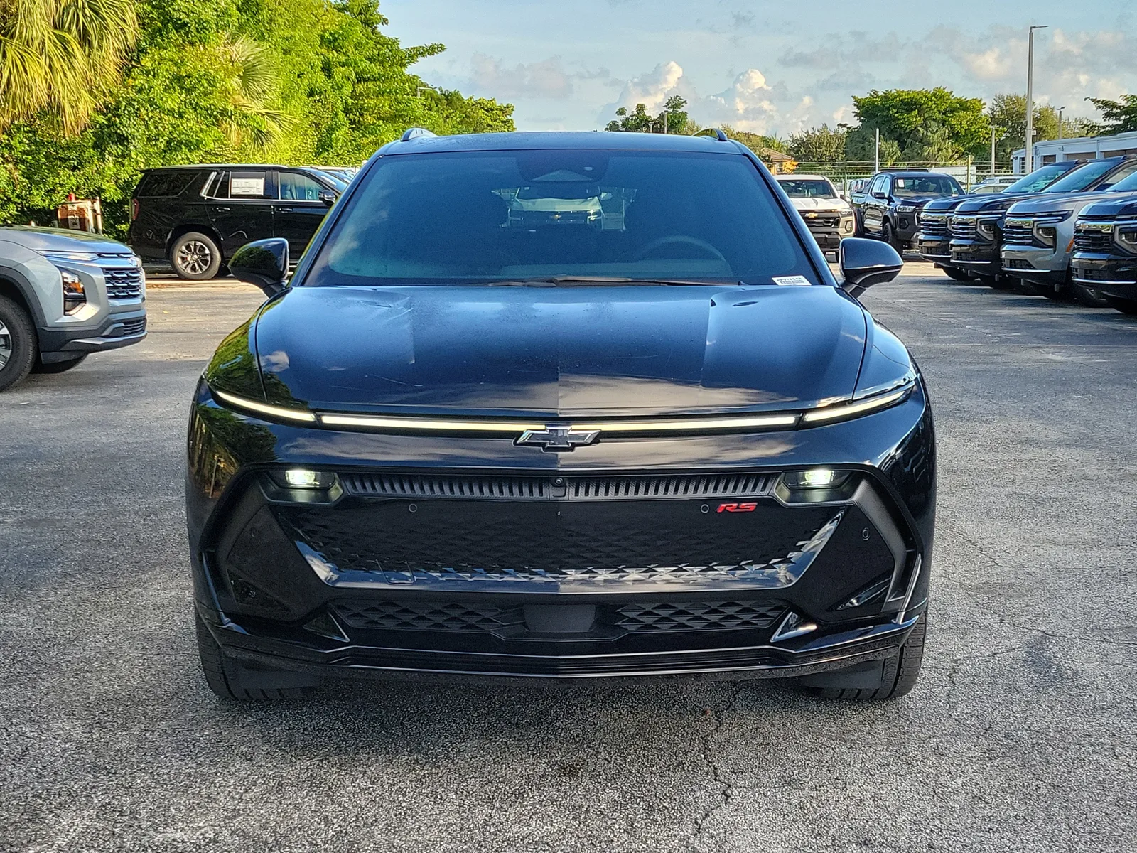 2024 Chevrolet Equinox EV RS photo 8