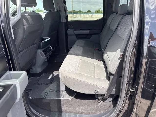 2023 Ford F-150 XL photo 3