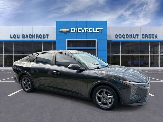 2025 Kia K4 LXS photo 2