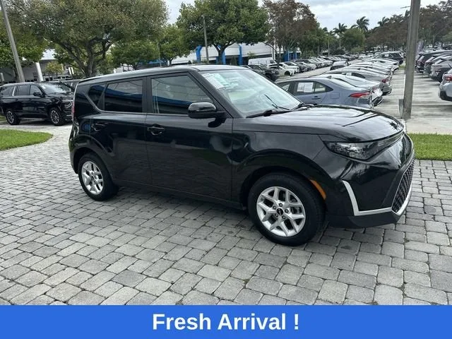 2024 Kia Soul LX photo 15