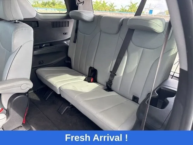 2025 Hyundai Palisade SEL photo 4
