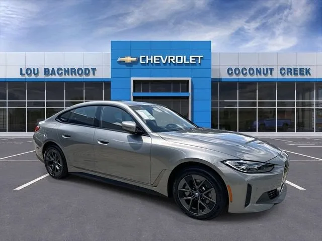 2023 BMW i4 eDrive35 photo 2