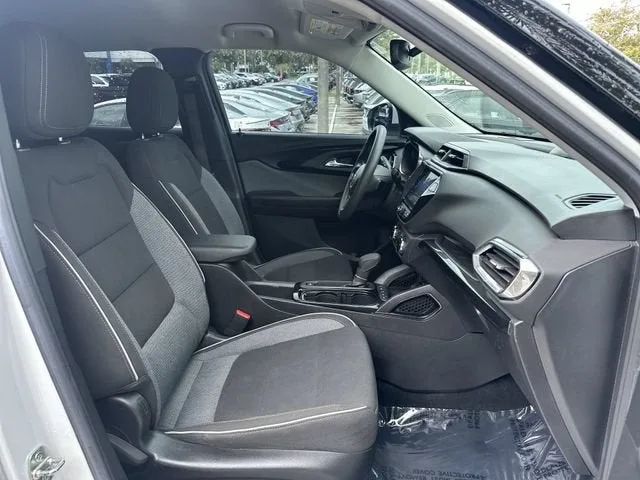 2022 Chevrolet Trailblazer LT photo 29