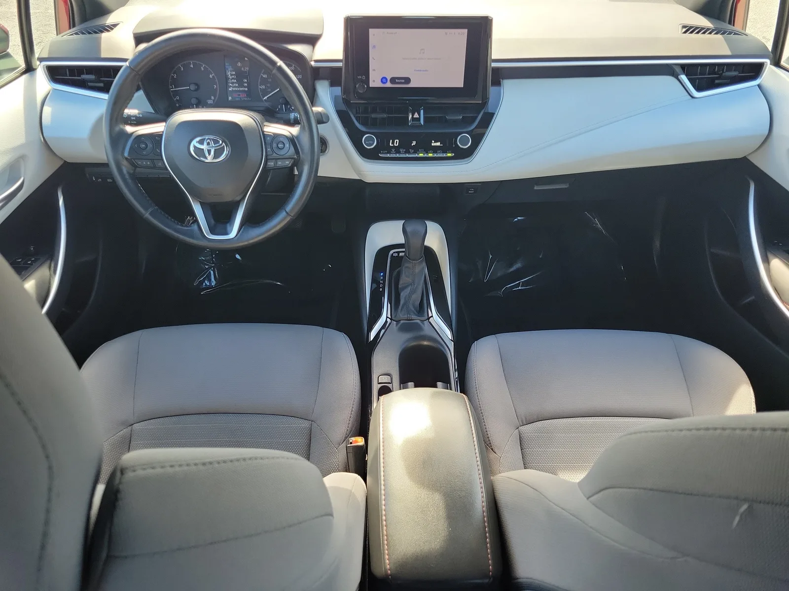 2024 Toyota Corolla SE photo 18