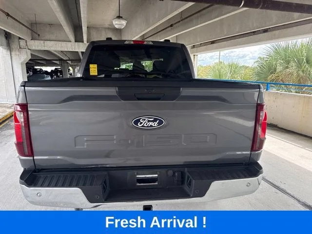 2025 Ford F-150 XLT photo 17