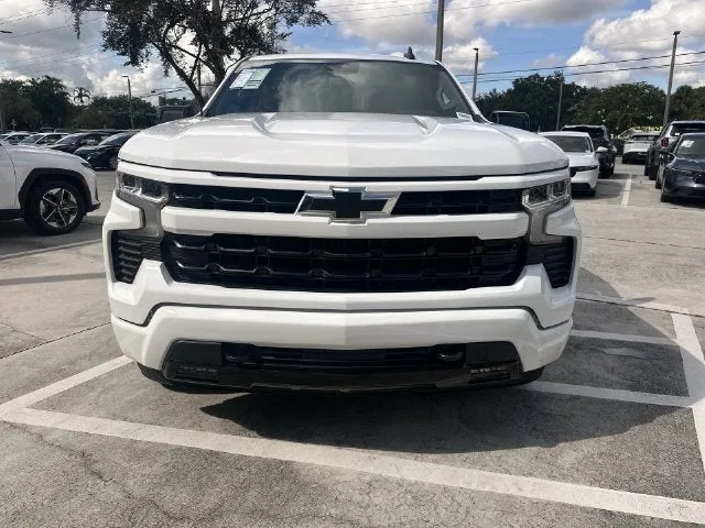 2024 Chevrolet Silverado 1500 RST photo 19