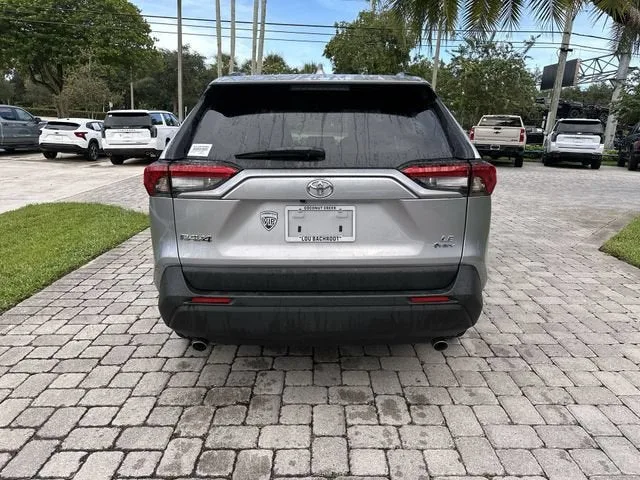 2025 Toyota RAV4 Hybrid LE photo 36