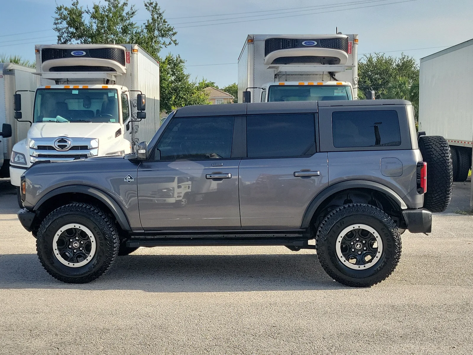 2022 Ford Bronco Base photo 6