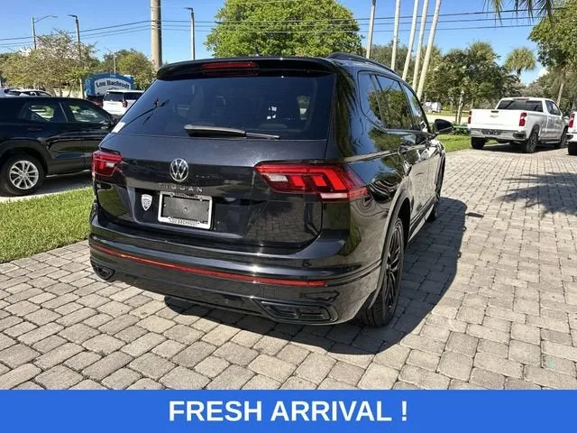 2022 Volkswagen Tiguan SE R-Line Black photo 36