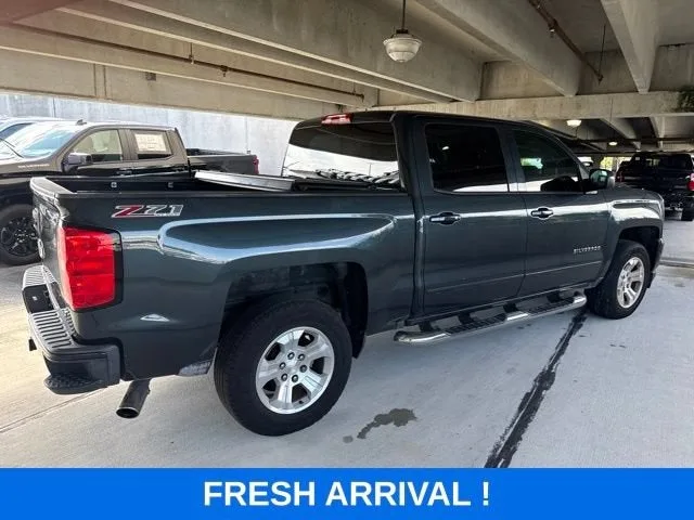 2017 Chevrolet Silverado 1500 LT photo 14