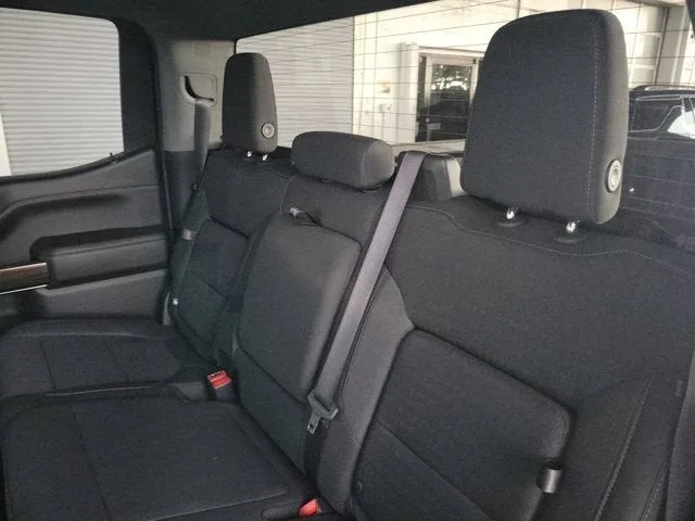 2022 Chevrolet Silverado 1500 LTD RST photo 12