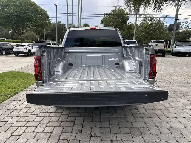 2025 Ford F-150 XLT photo 28