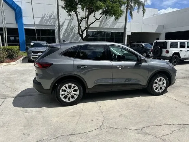2025 Ford Escape Active photo 37