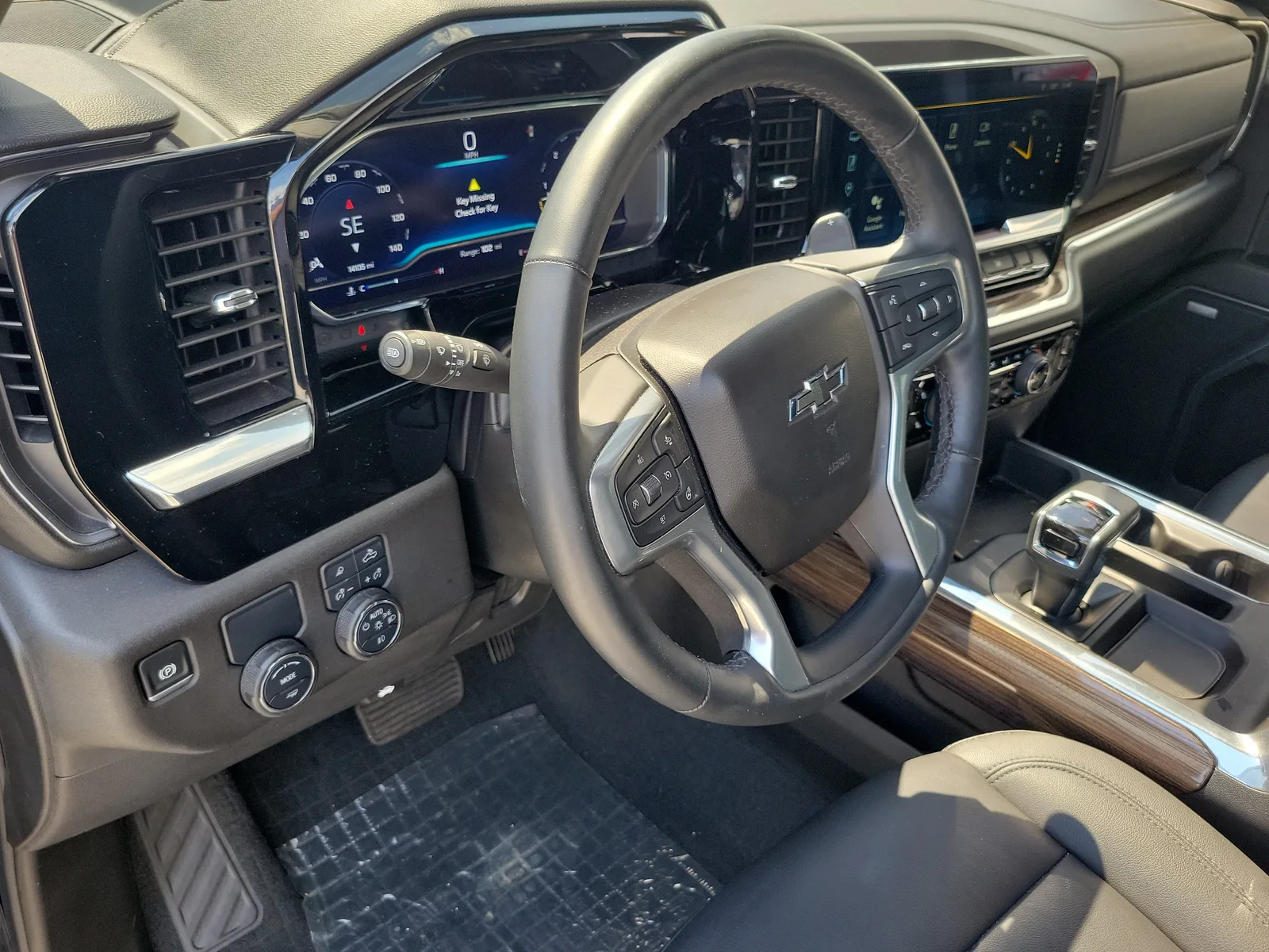 2025 Chevrolet Silverado 1500 RST photo 16