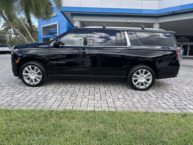 2024 Chevrolet Suburban High Country photo 32