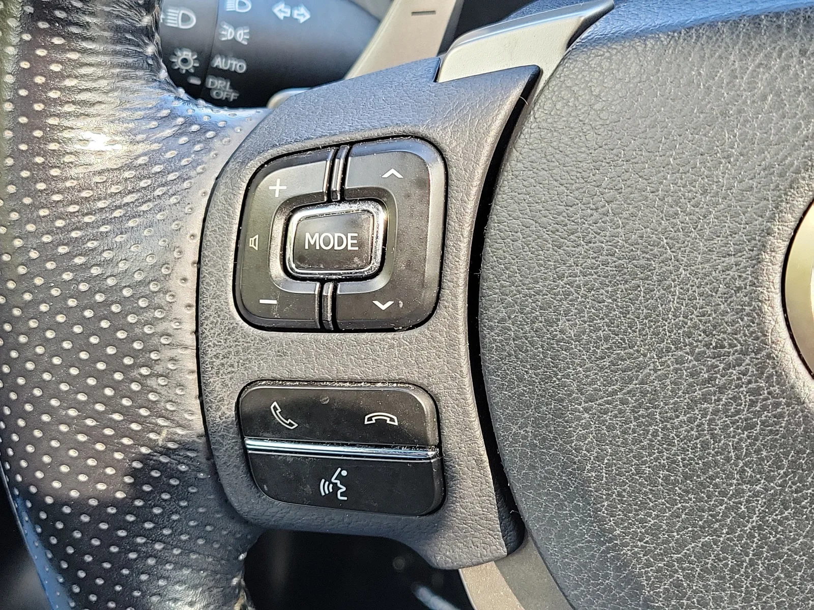 2020 Lexus IS IS 300 F SPORT photo 28