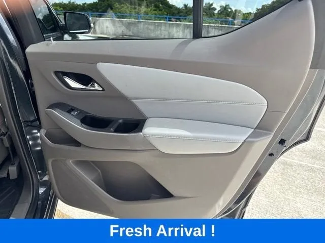 2019 Chevrolet Traverse LT Leather photo 14