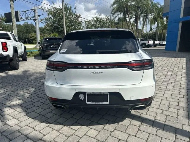 2020 Porsche Macan 4DR AWD photo 31