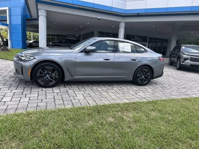 2023 BMW i4 eDrive35 photo 21