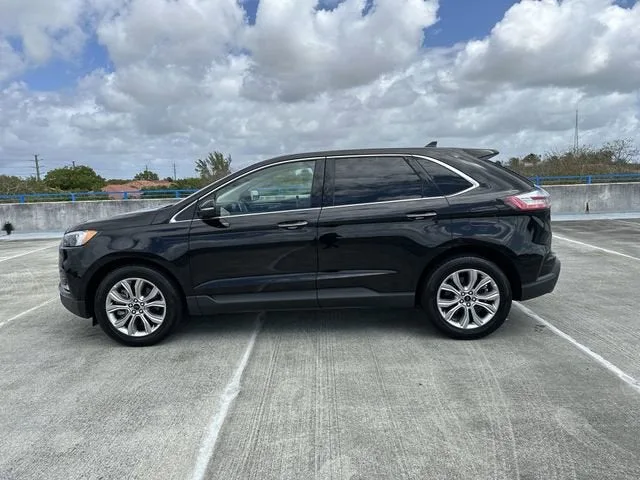 2024 Ford Edge Titanium photo 35