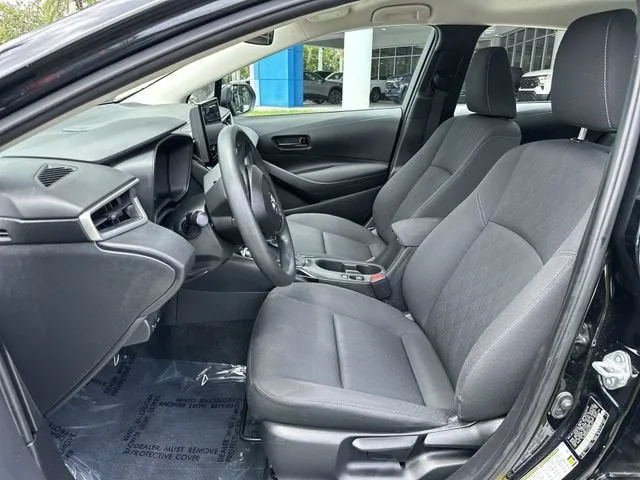 2024 Toyota Corolla LE photo 30