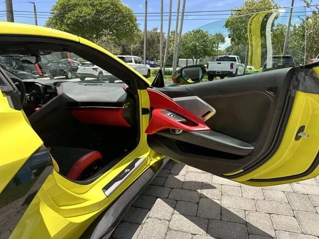 2020 Chevrolet Corvette Stingray 3LT photo 23