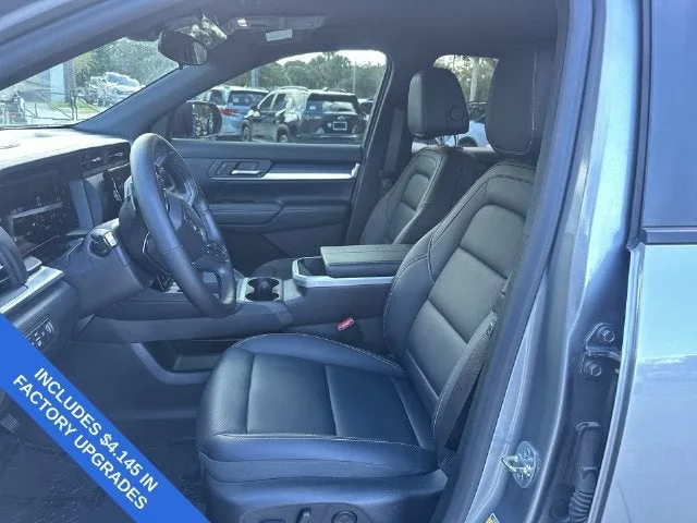 2025 GMC Terrain Elevation photo 30