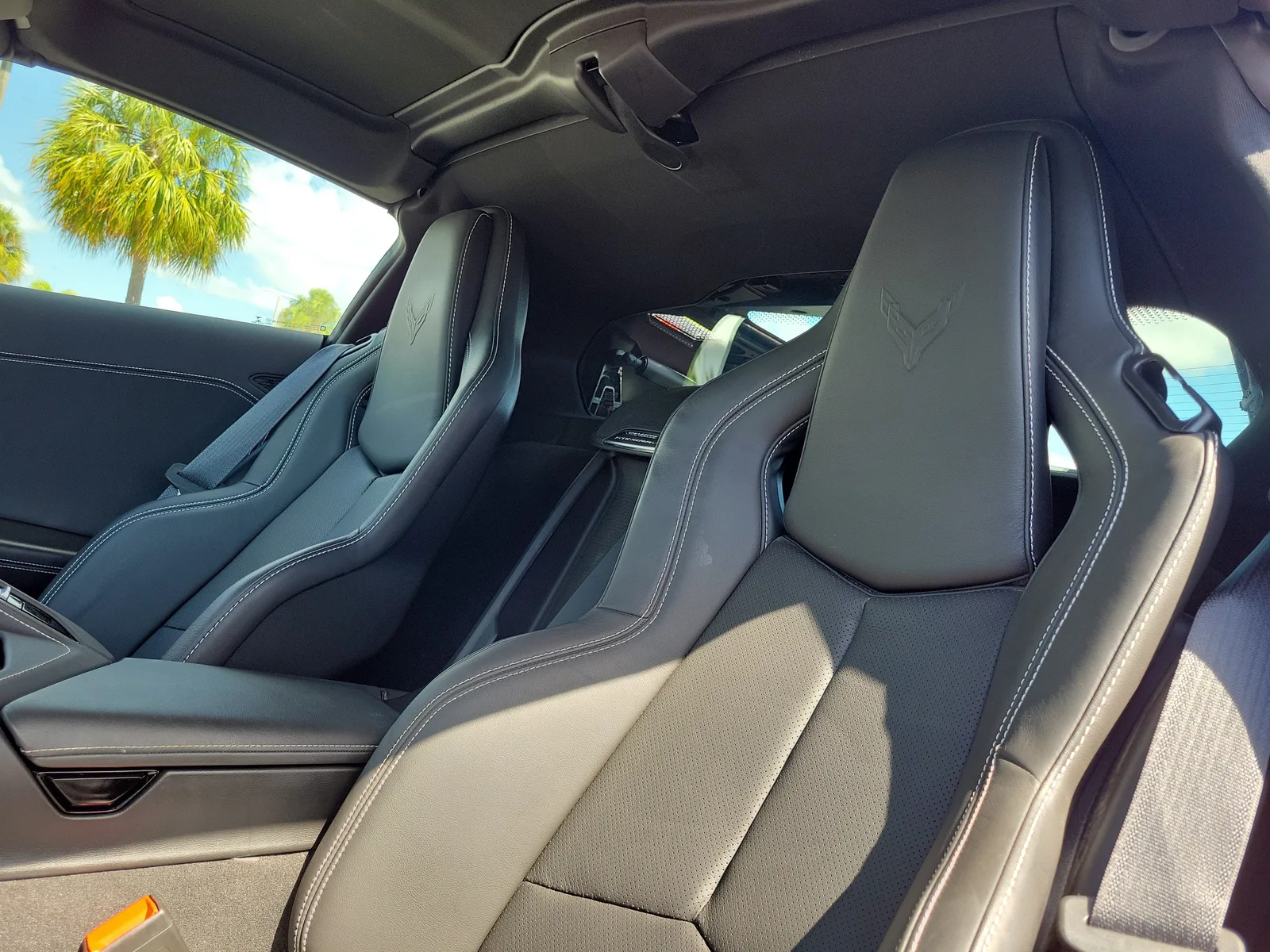 2021 Chevrolet Corvette Stingray 1LT photo 17