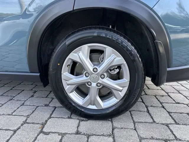 2024 Honda HR-V LX photo 11