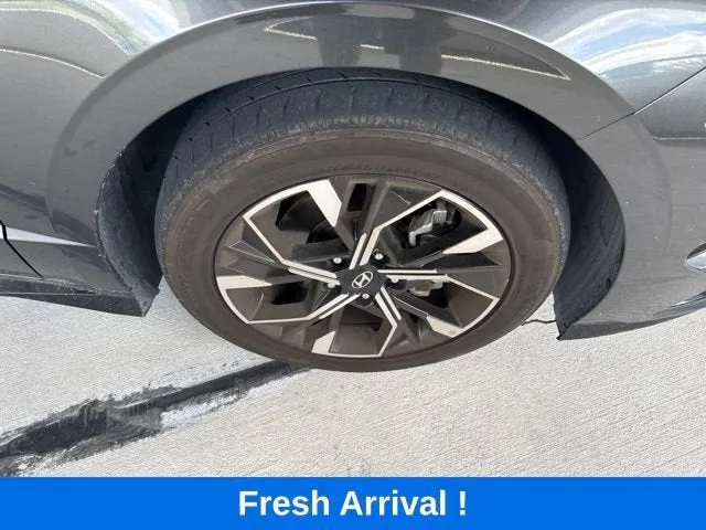 2025 Hyundai Sonata SEL photo 21