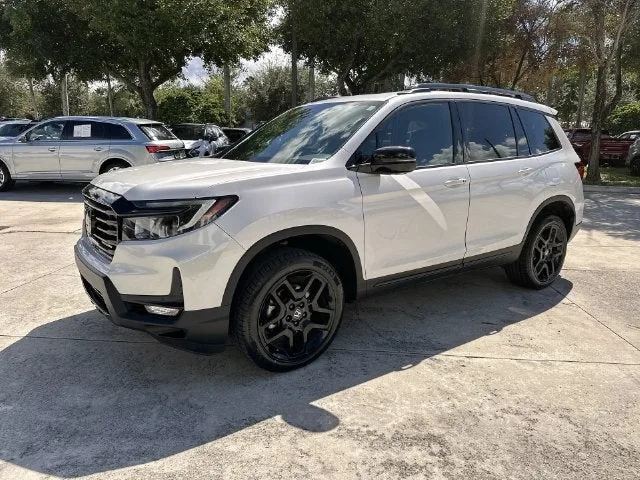 2024 Honda Passport Black Edition photo 21