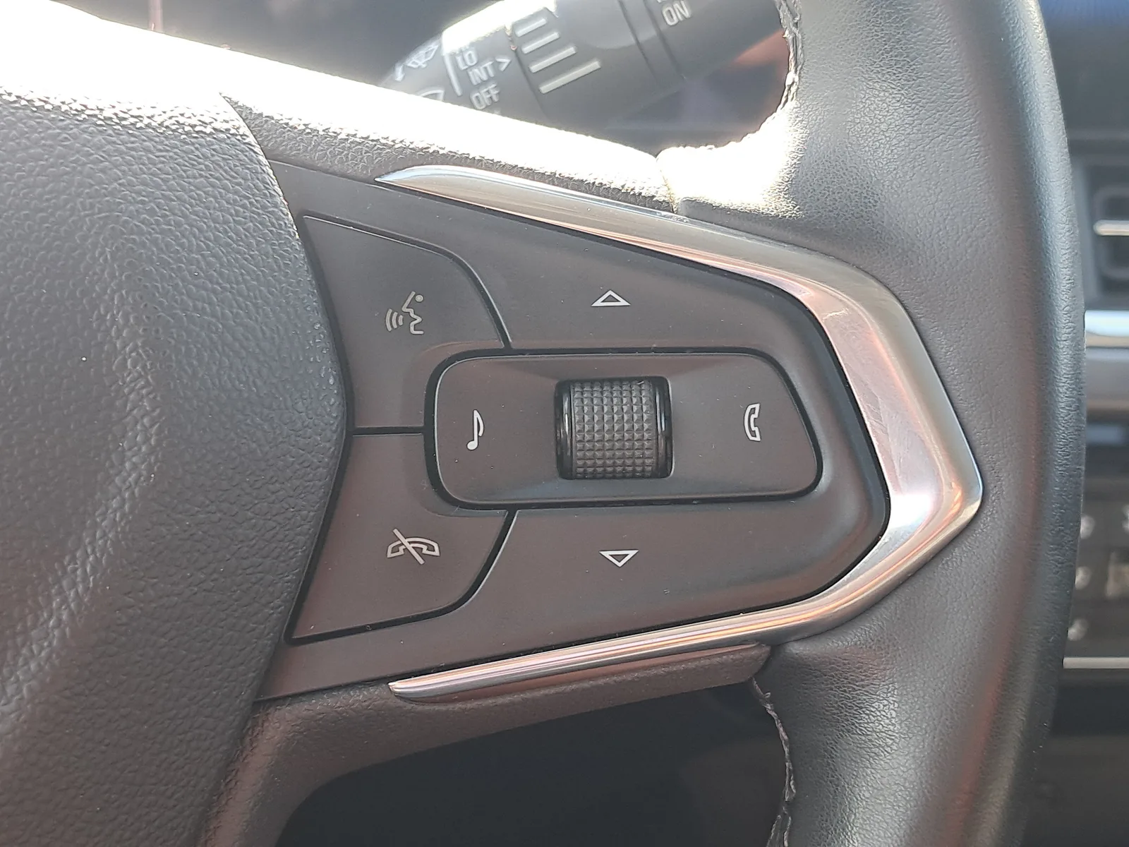2025 Chevrolet Trax ACTIV photo 17