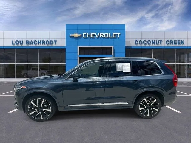 2023 Volvo XC90 Plus photo 5